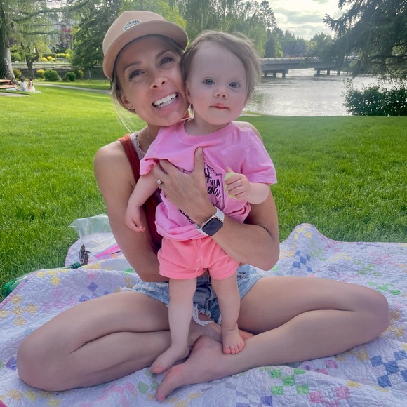 I’m Heather :) I am a true petite, 5 foot 1, 100 pounds, 32 b chest, 00 waist. - Picture 2 of 8